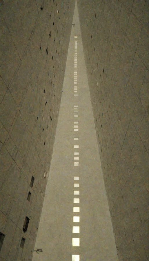 pass-02 image channel, source frame 1,585