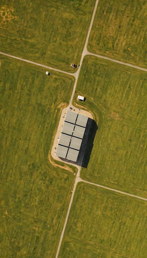 pass-02 image channel, source frame 35,305